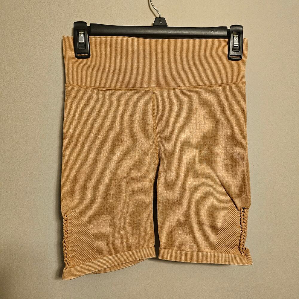Offline by Aerie Seamless Bike Shorts in Tan Small Macrame Detail